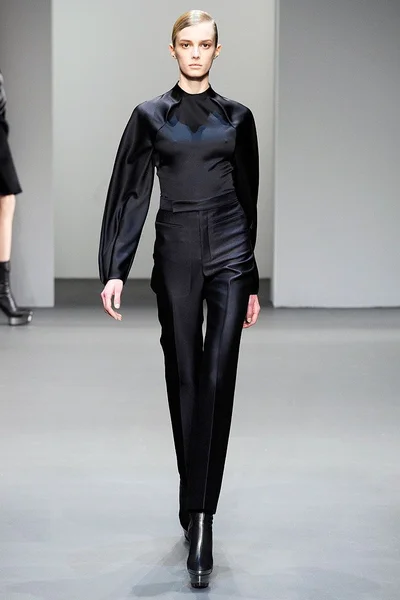Look 4